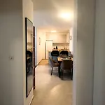 L&l 20 Minutes Walk To The Old Town Apartamento Zadar