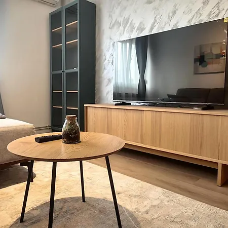 L&l 20 Minutes Walk To The Old Town Apartamento Zadar