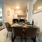 L&l 20 Minutes Walk To The Old Town *