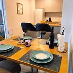 L&l 20 Minutes Walk To The Old Town Zara