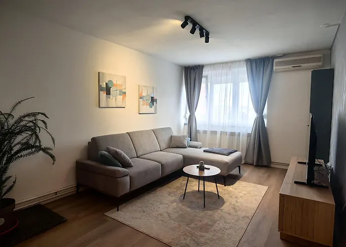 L&l 20 Minutes Walk To The Old Town