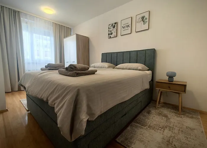 L&l 20 Minutes Walk To The Old Town 아파트