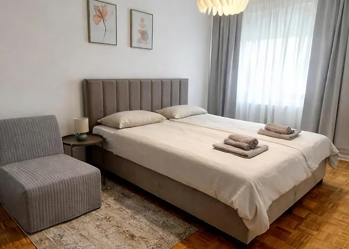 아파트 L&l 20 Minutes Walk To The Old Town