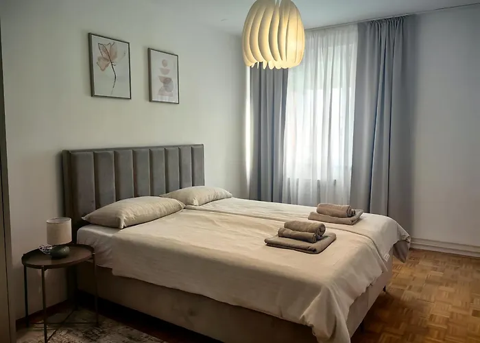 L&l 20 Minutes Walk To The Old Town 아파트